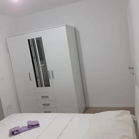 Apartament Miro